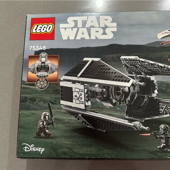 Retired | LEGO Star Wars The Mandalorian Fang Fighter | 75348 - Picture 8 of 10